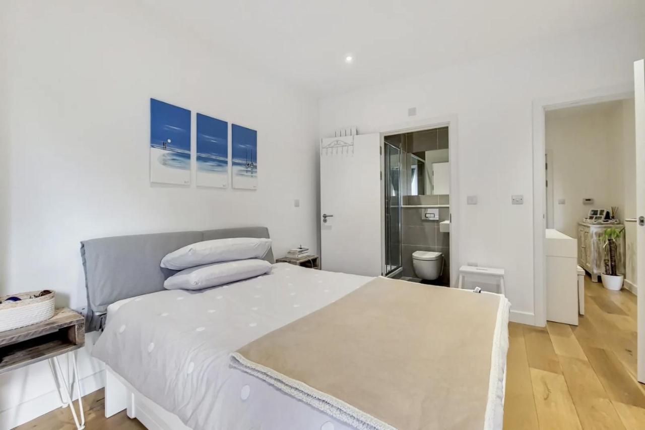 Luxury 2 Bed 2 Bath With Balcony New Build Apartment *South Central London* Ngoại thất bức ảnh